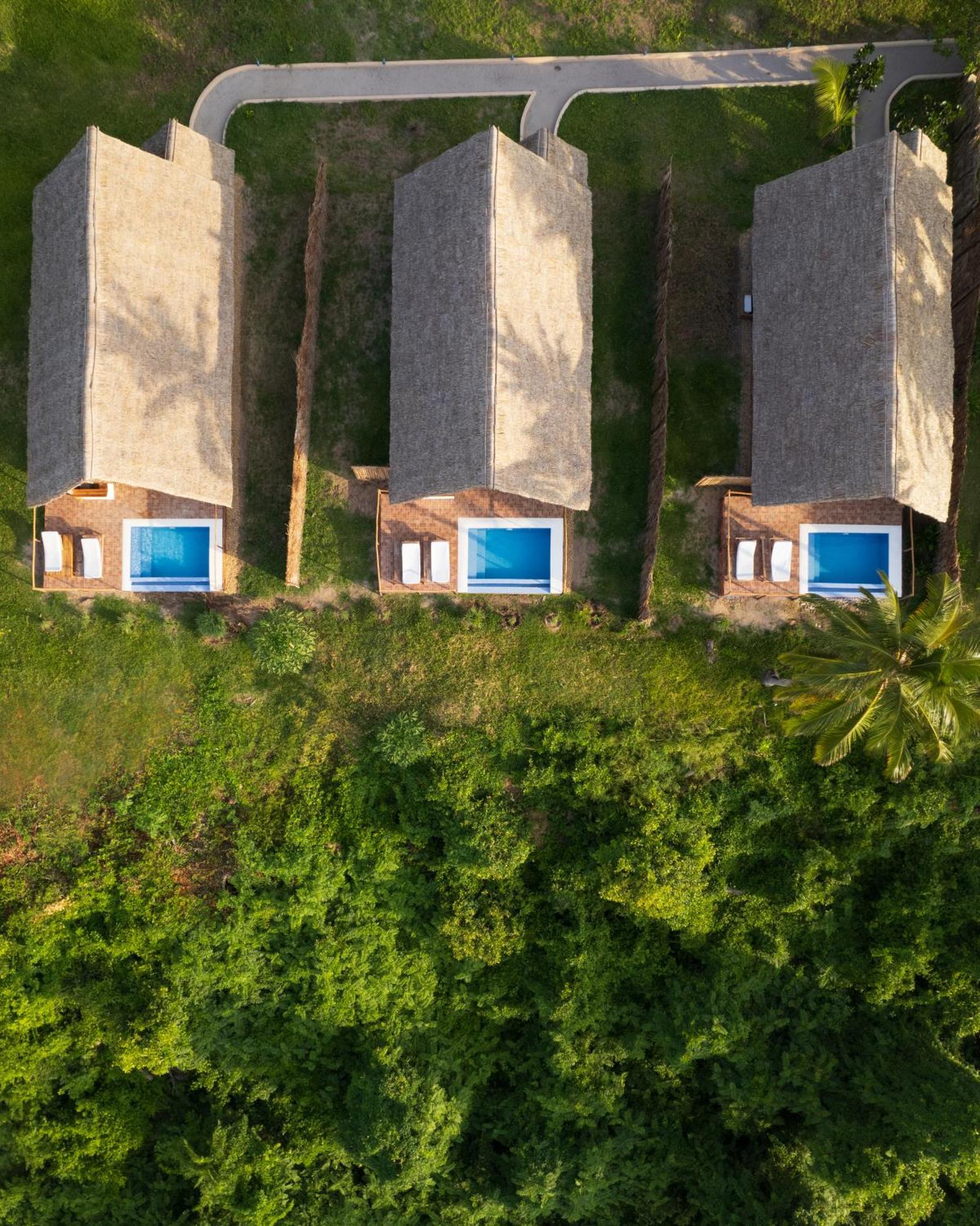 Pole Pole Bungalows Utende Екстер'єр фото